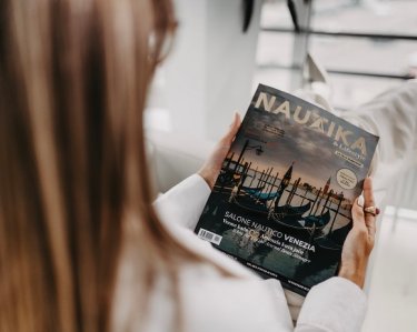 NAUTIKA COVER